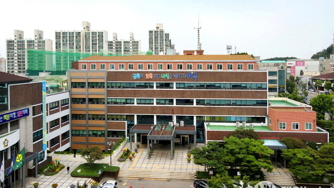 [속보] 인천 서구, 분구 후 새 명칭으로 ‘서해구’로 확정