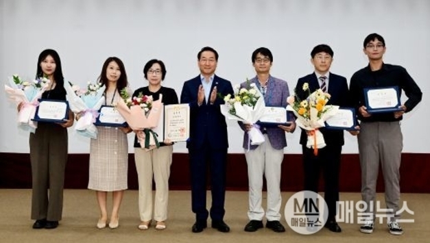 인천시, 원도심 활성화 앞장! 전직원 월례조회에서 창의적 우수제안 발표
