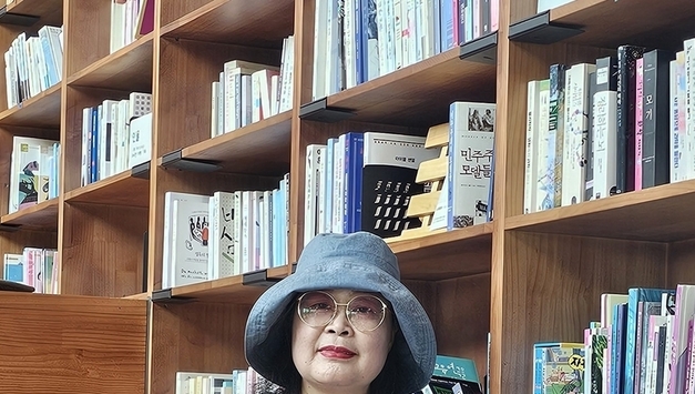 [권영심 논설위원 칼럼] 한강토인의 이중 인격