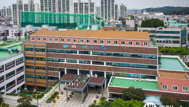 “국민의힘 서해구청장 예비후보에게 듣는다” 격돌 앞둔 두 후보, 서해구의 미래를 말하다. '전격 인터뷰'