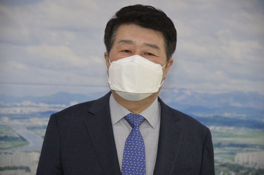박형우근접독사진.JPG