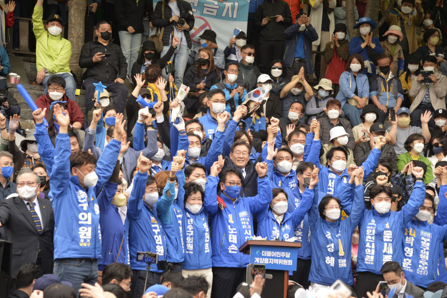 이재명단체사진.JPG