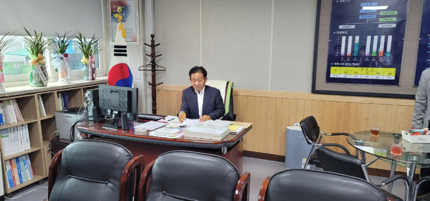 박승한의장독사진.jpg