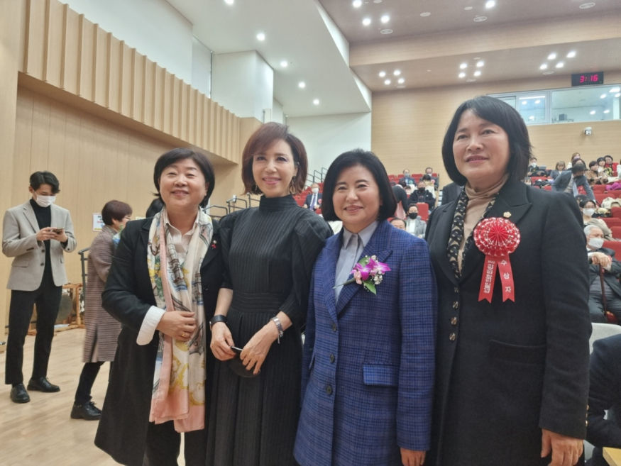 앵경숙서영교최유나.jpg