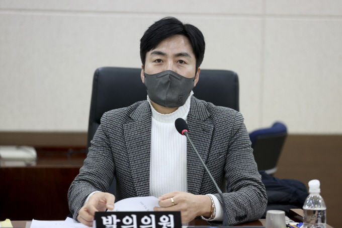 [크기변환]이강구 의원.jpg