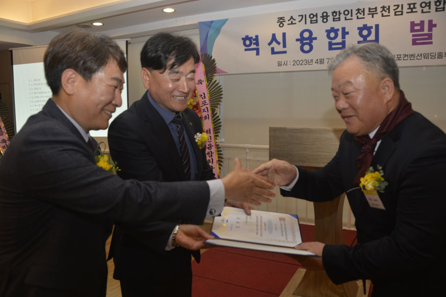 마동영명창용이헌구.JPG