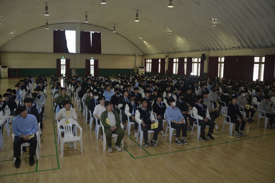 학생들 3.JPG
