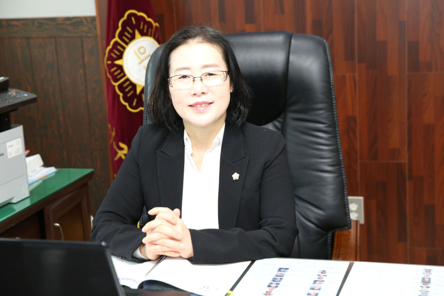 2024-02-01 보도자료 사진1(고선희 의장).jpg