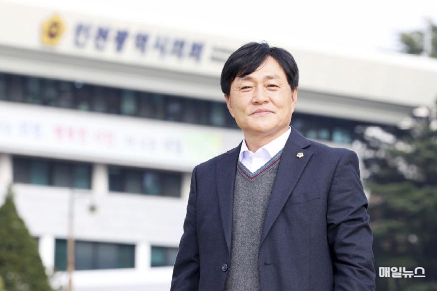 박용철 인천시의원, 강화군수 보궐선거 출마 선언 ⓒ 박용철의원 캠프 인천광역시의회 박용철 의원1.jpg