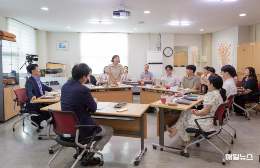 1서구, 청년의 목소리에 귀 기울이다, 고립·은둔 및 자립준비청년 당사자와 함께하는 간담회 개최(3)0.jpg
