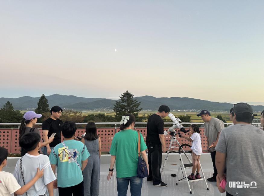 천문과학관 달 관측 체험행사 (3)0.jpg