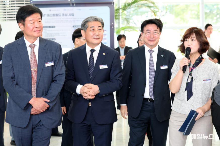 (0929사진)인천시의회 정해권 의장, 인천스타트업 한 단계 더 발전 계기 (1).jpg
