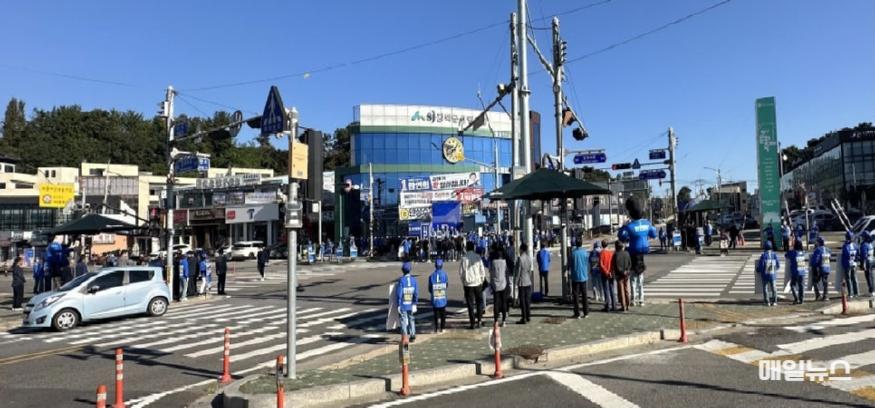 한연희 강화군수 후보, 본격 선거전 출정식 ⓒ 한연희 후보 선거사무소 한연희00.jpg