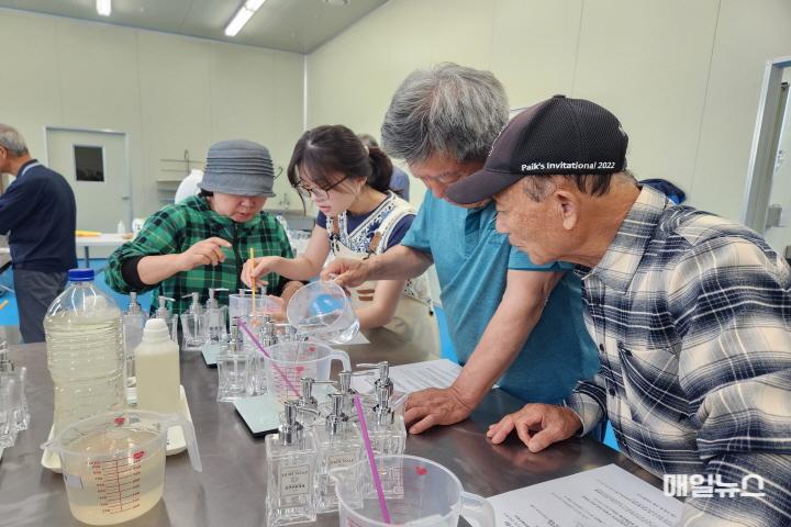 갑비고차 전원생활연구회 기부 (3)0.jpg