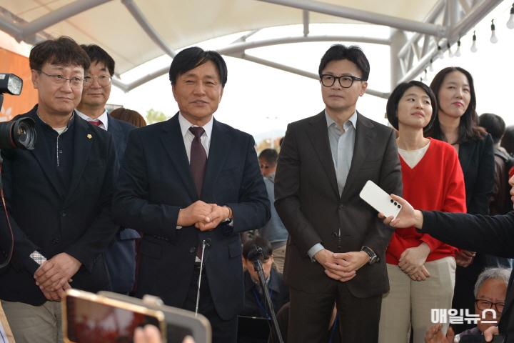 박용철군수 한동훈 국민의 힘 당대표에 현안사업 건의 (2)0.JPG