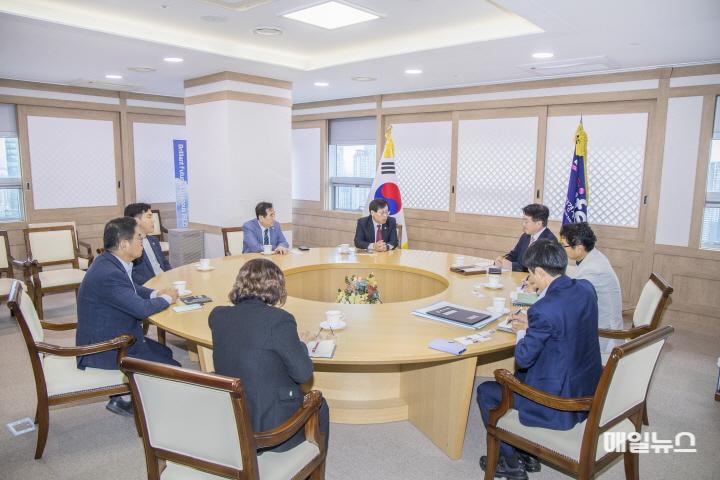 사진(인천경제자유구역청 방문) (2)0.jpg