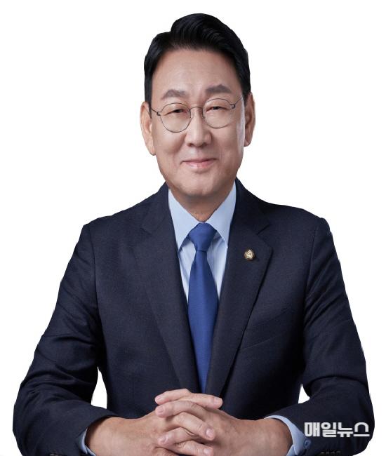 김교흥 의원, 국가전략기술 보호 위한 특허심판 선진화법 발의 ⓒ 김교흥 의원실 국회의원_김교흥_프로필_사진00.jpg