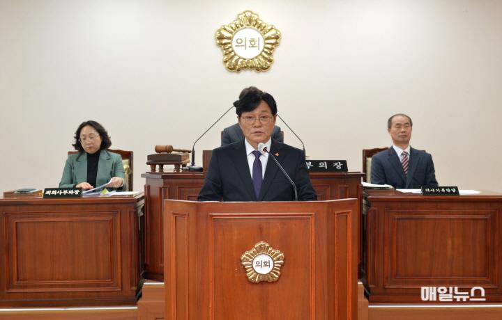 박용철 강화군수, 희망찬 미래! 군정 청사진 밝혀 ⓒ 강화군 박용철강화군수 시정연설 (3)0.JPG