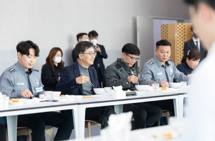 청내 현장 근무직원 격려 오찬 간담회