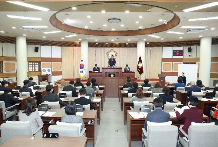 고양특례시의회, 제270회 임시회 1월 6일 개회