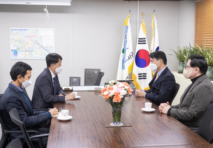 강범석 서구청장, 청라시티타워 정상화 촉구 나서
