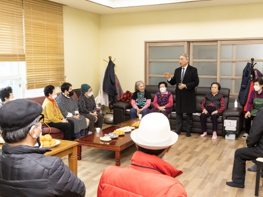 윤환 계양구청장, 경로당 순회 방문으로 현장 민심 청취