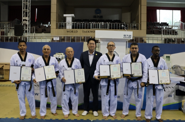 국기원 세계태권도연수원(WTA)의 ‘제111기 외국인 국제태권도사범 교육‘에 32개국 132명이 참가했다.